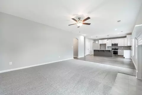 Living - 438 Lakeview Way, Lagrange, GA 30241 photo 4 of 4