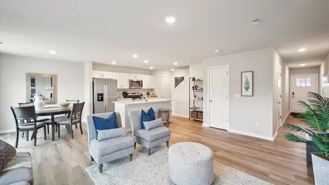 Entry Way - 1003 Daisy Ln, Waukee, IA 50263 photo 1 of 2