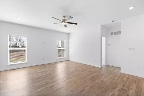 Living - 1020 Taylor Green Dr, Union, MO 63084 photo 22 of 23