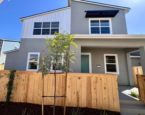 272 Memphis Belle Way, San Luis Obispo, CA 93401