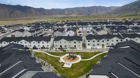 View/Area - 259 E Serenity Ave, Tooele, UT 84074 photo 2 of 18