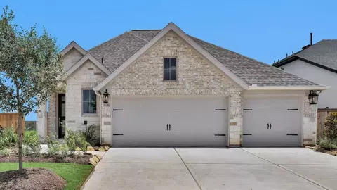 442 Cascadence Dr, New Braunfels, TX 78132