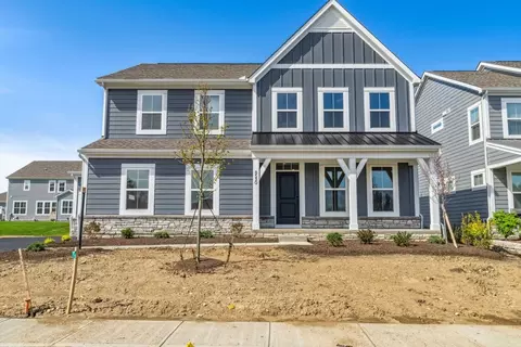 210 River Birch Dr, Galena, OH 43021