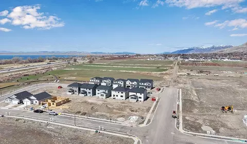View/Area - 201 W 825 S, Willard, UT 84340 photo 9 of 14