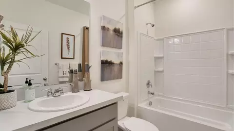 Bath - 5621 Horro St, Windsor, CO 80528 photo 2 of 2