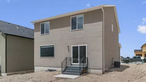 Exterior - 718 N 1600 E, Salem, UT 84653 photo 7 of 19