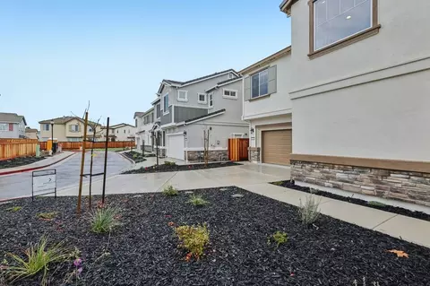 Exterior - 238 Mindy Way, Pittsburg, CA 94565 photo 5 of 8