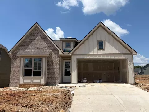 82 Snow Line Ln, Ooltewah, TN 37363