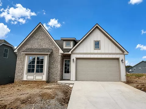 82 Snow Line Ln, Ooltewah, TN 37363