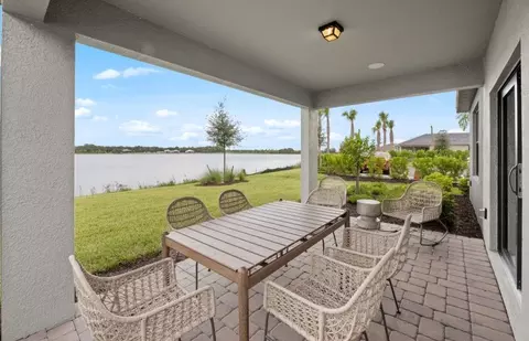 Exterior - 26098 Reflection Dr, Punta Gorda, FL 33955 photo 5 of 9