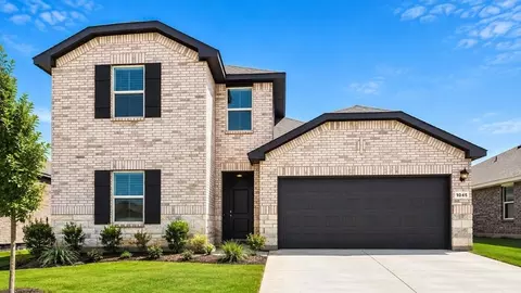 1045 Burnt Ranch Ln, Fort Worth, TX 76131