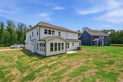 Exterior - 5076 Mclaughlin Loop, Waxhaw, NC 28173 photo 3 of 7