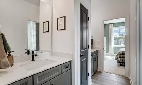 Bath - 5076 Mclaughlin Loop, Waxhaw, NC 28173 photo 3 of 4