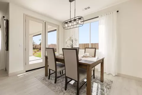 Dining - 1629 W Sable Pl, Hanford, CA 93230 photo 2 of 3