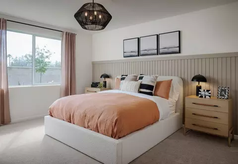 Bedroom - 1629 W Sable Pl, Hanford, CA 93230 photo 2 of 7