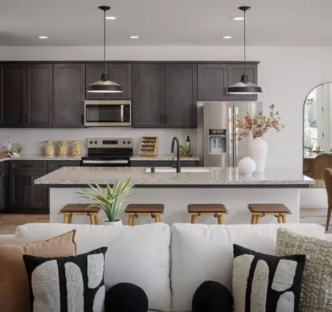 Kitchen - 1629 W Sable Pl, Hanford, CA 93230 photo 1 of 4