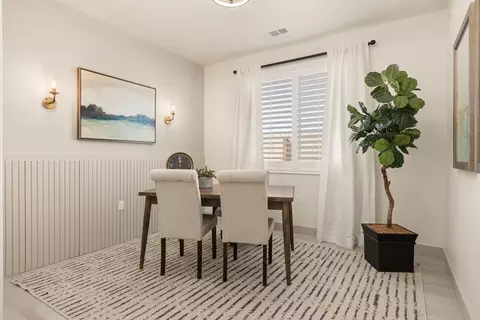 Dining - 1629 W Sable Pl, Hanford, CA 93230 photo 3 of 3
