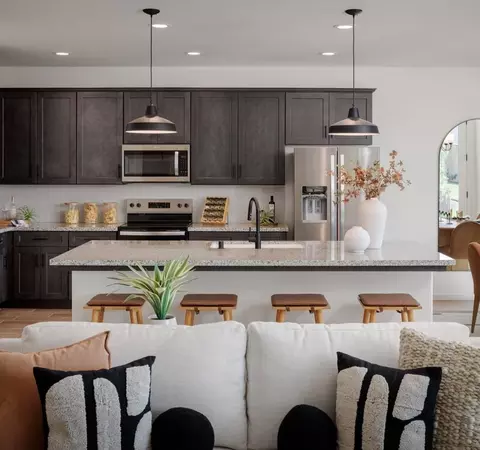 Kitchen - 1629 W Sable Pl, Hanford, CA 93230 photo 3 of 13