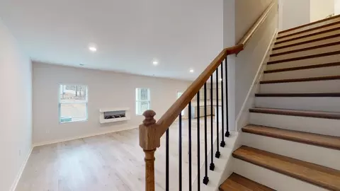 Entry Way - 94 Jacoby Dr, Fairburn, GA 30213 photo 2 of 6
