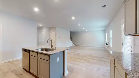 Kitchen - 94 Jacoby Dr, Fairburn, GA 30213 photo 2 of 6