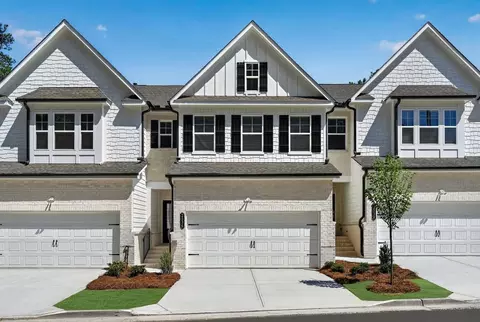2536 States Ave, Doraville, GA 30360