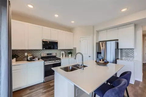 Kitchen - 986 Rhapsody Dr, Windsor, CO 80550 photo 2 of 6