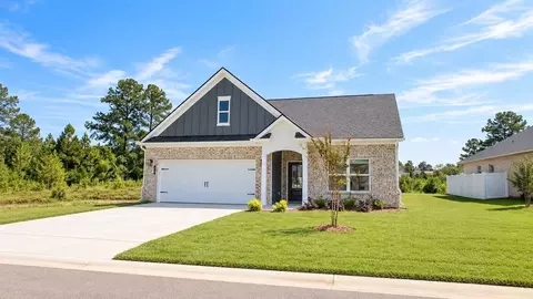 67 Arlington Dr, Chickamauga, GA 30707
