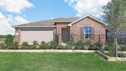 110 Road Runner Way, Newark, TX 76071