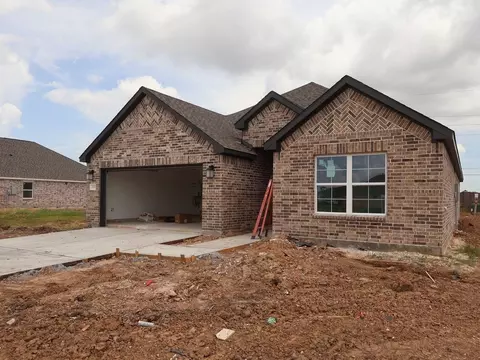 2211 Lone Bronco Blvd, Rosenberg, TX 77471