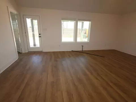 2211 Lone Bronco Blvd, Rosenberg, TX 77471