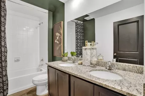 Bath - 1020 Goldenaster Way, Joppa, MD 21085 photo 2 of 8