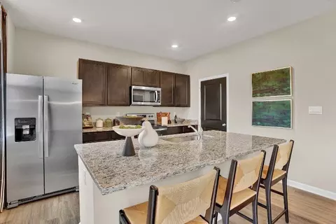 Kitchen - 1020 Goldenaster Way, Joppa, MD 21085 photo 4 of 12
