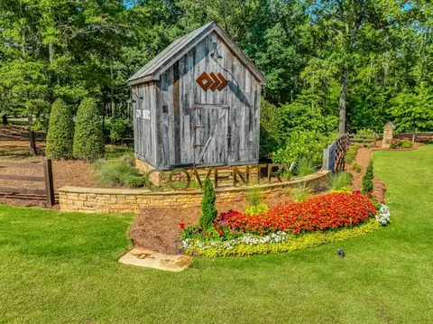 348 Hillston Dr, Wetumpka, AL 36093