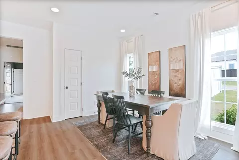 Dining - 3136 Bottle Way, Auburn, AL 36830 photo 1 of 3