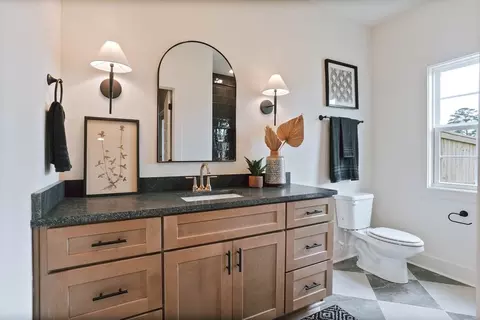 Bath - 3136 Bottle Way, Auburn, AL 36830 photo 3 of 5