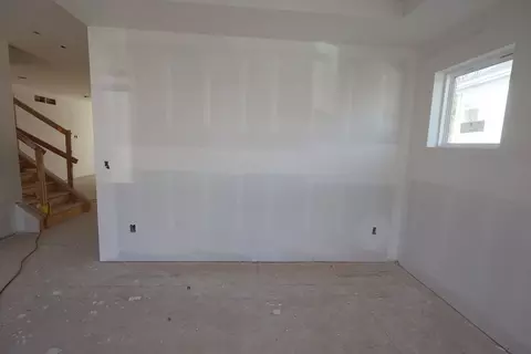 Living - 5775 Irwin Dr, Cincinnati, OH 45248 photo 8 of 8