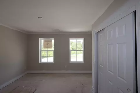 Bedroom - 5775 Irwin Dr, Cincinnati, OH 45248 photo 4 of 13