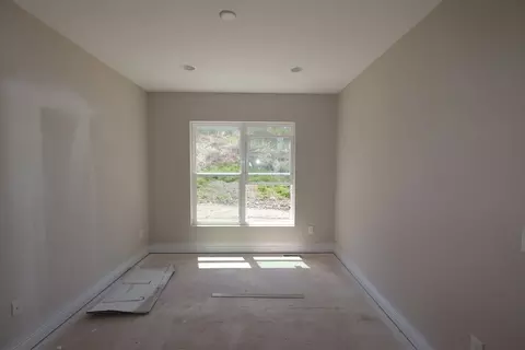 Bedroom - 5775 Irwin Dr, Cincinnati, OH 45248 photo 9 of 13