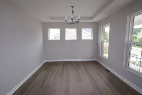 Living - 5775 Irwin Dr, Cincinnati, OH 45248 photo 2 of 8