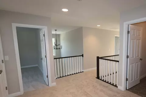 Entry Way - 5775 Irwin Dr, Cincinnati, OH 45248 photo 6 of 6