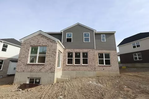 Exterior - 5775 Irwin Dr, Cincinnati, OH 45248 photo 8 of 17