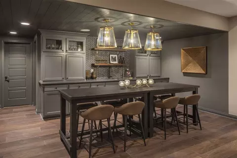 Dining - 5775 Irwin Dr, Cincinnati, OH 45248 photo 1 of 1