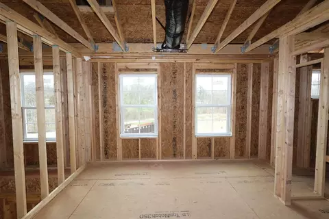 Bedroom - 5775 Irwin Dr, Cincinnati, OH 45248 photo 1 of 13