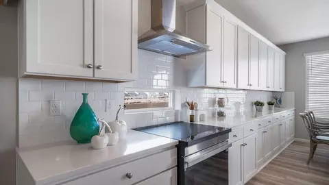 Kitchen - 22113 E 49th Pl, Aurora, CO 80019 photo 1 of 2