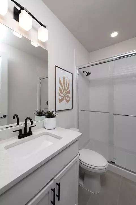 Bath - 1732 Nesting Robin Ln, Krum, TX 76249 photo 1 of 9