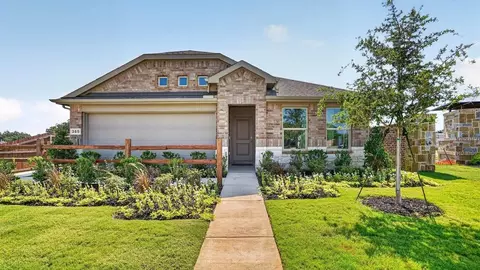 565 Sterling Thicket Ln, Denton, TX 76259