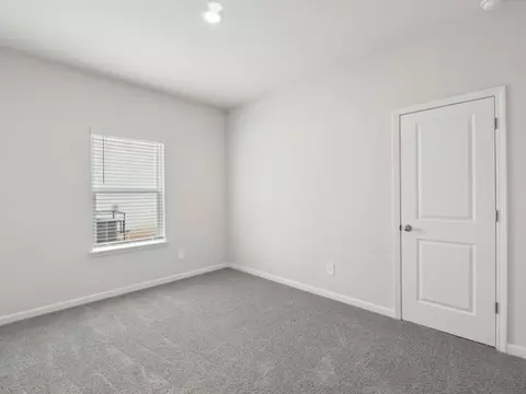 7796 Richmond Trl, Fairburn, GA 30213