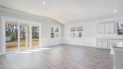 Living - 216 Squirrel Run Dr, Conway, SC 29527 photo 3 of 4