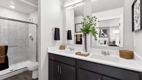 Bath - 22205 E 6th Ave, Aurora, CO 80018 photo 1 of 2