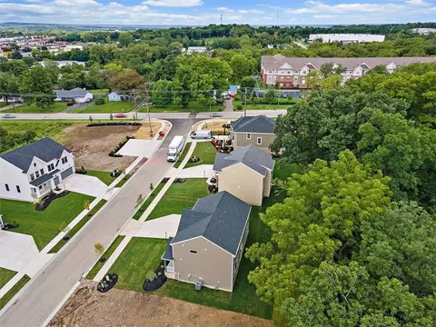 View/Area - 178 Farmstead Blvd, Springboro, OH 45066 photo 9 of 15
